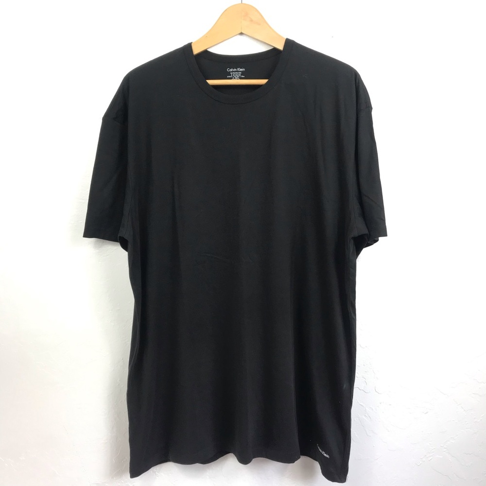 NWOT Calvin Klein Black Short Sleeve Shirt Size XL
